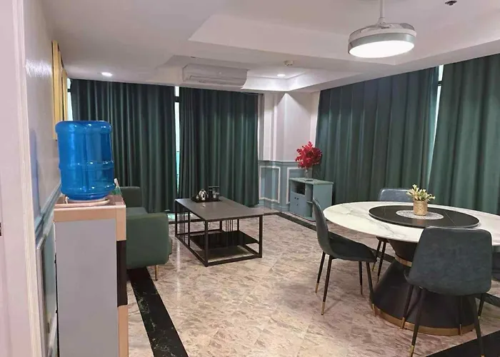 Ocean View Malate Apartment *