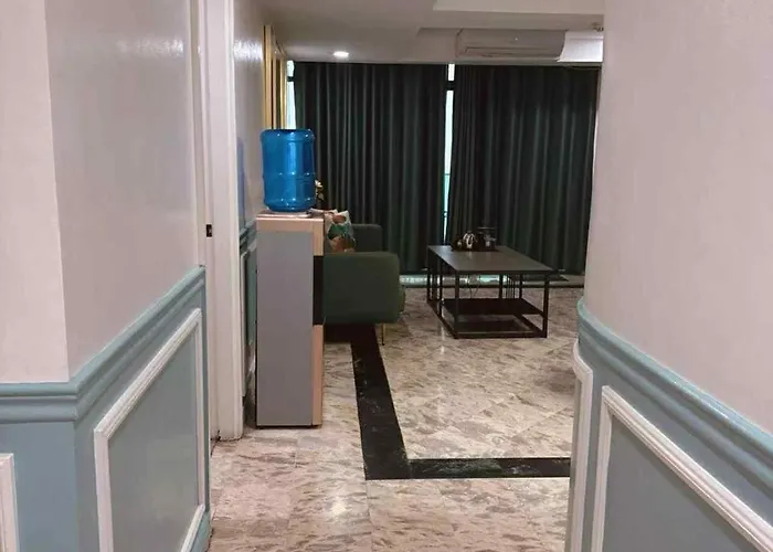 Ocean View Malate Apartment